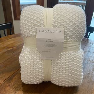 Casaluna Chunky Knit Bed Blanket - King